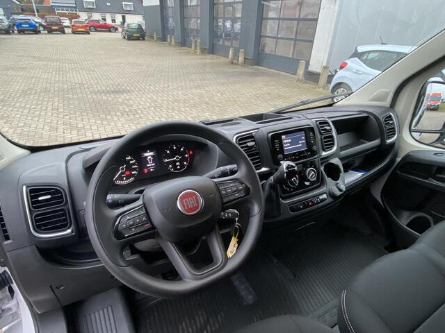 Fiat DUCATO 35 2.2D 180pk L2H2 Automaat | VOORRAAD | Snel leverbaar | Verzwaarde vering | Luxe tussenwand | Comfort bestuurderstoel | All season banden | Bluetooth | Airco