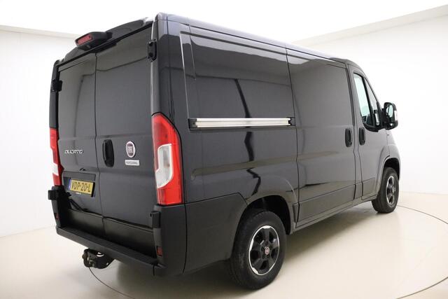 Fiat DUCATO 30 2.3 MultiJet L1H1 120 PK | Handgeschakeld | 3-zits | Camera | Trekhaak | Cruise Control | Licht metalen velgen | Radio | Climate Control | 1e eigenaar