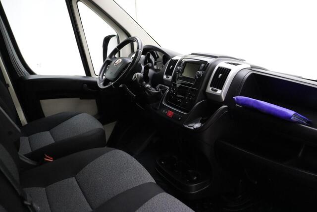 Fiat DUCATO 30 2.3 MultiJet L1H1 120 PK | Handgeschakeld | 3-zits | Camera | Trekhaak | Cruise Control | Licht metalen velgen | Radio | Climate Control | 1e eigenaar