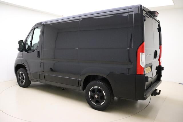 Fiat DUCATO 30 2.3 MultiJet L1H1 120 PK | Handgeschakeld | 3-zits | Camera | Trekhaak | Cruise Control | Licht metalen velgen | Radio | Climate Control | 1e eigenaar