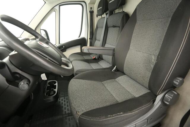 Fiat DUCATO 2.3 MultiJet L2H2 Airco Camera Cruise 3 Persoons Elektrpakket