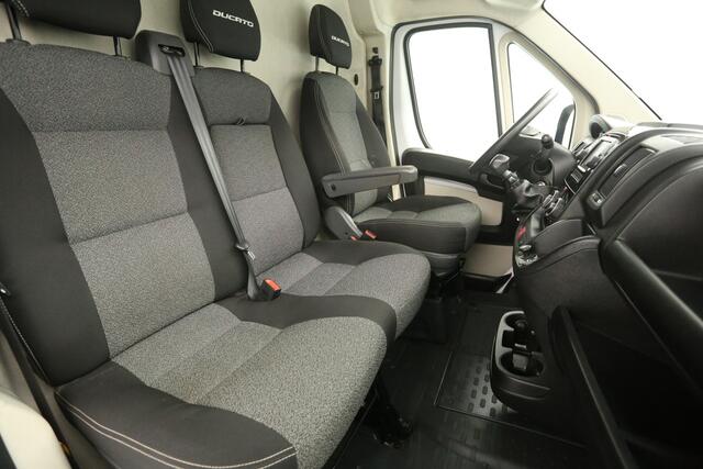 Fiat DUCATO 2.3 MultiJet L2H2 Airco Camera Cruise 3 Persoons Elektrpakket