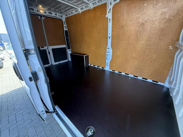 Fiat DUCATO 33 2.2 MultiJet L3H2 CARPLAY NAVI CAMERA PDC EURO-6 GRAN VOLUME