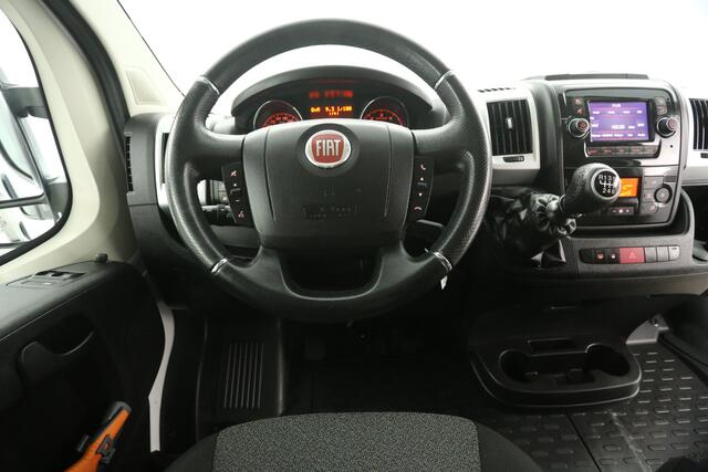 Fiat DUCATO 30 2.3 MultiJet L2H1 Airco Camera Cruise LED Navigatie 3 Persoons