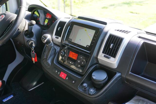 Fiat DUCATO 35H 2.3 MultiJet L3H2 Automaat |Grijs |160 pk |Topstaat |Mooie camperbasis |1e eigenaar |Maxi |Clima |Cruise |Camera |Trekhaak |Bluetooth |LED |EURO6 |Expeditie grijs