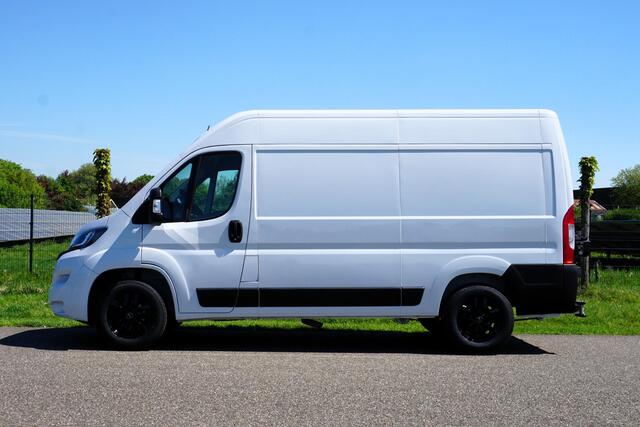 Fiat DUCATO 35 2.2 MultiJet L2H2 140 pk |3500 KG |Nieuw |BPM voordeel! |Digitaal dashboard |Groot scherm |Camera |Carplay |Climate |Parkeersensoren |EURO6 |