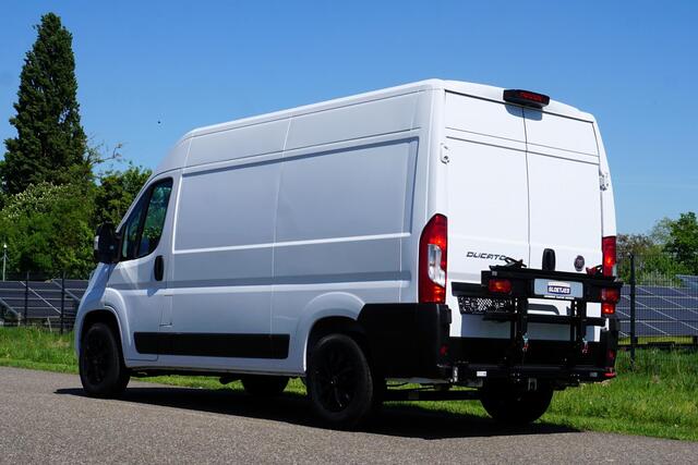 Fiat DUCATO 35 2.2 MultiJet L2H2 140 pk |3500 KG |Nieuw |BPM voordeel! |Digitaal dashboard |Groot scherm |Camera |Carplay |Climate |Parkeersensoren |EURO6 |