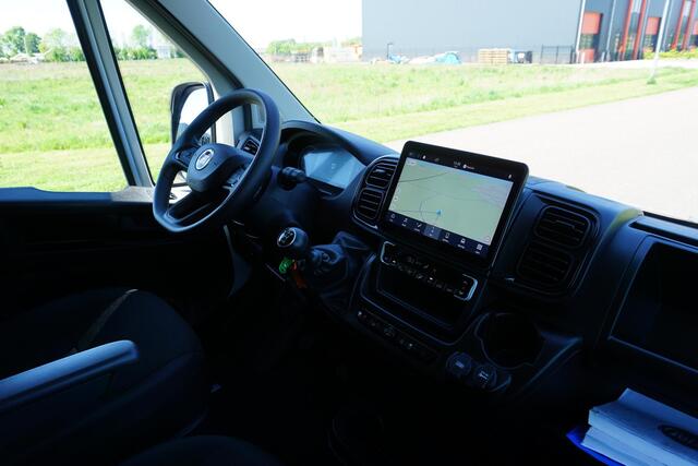 Fiat DUCATO 35 2.2 MultiJet L2H2 140 pk |3500 KG |Nieuw |BPM voordeel! |Digitaal dashboard |Groot scherm |Camera |Carplay |Climate |Parkeersensoren |EURO6 |