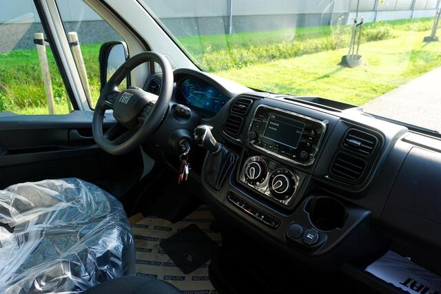 Fiat DUCATO 2.2 MultiJet 140 S&S L3H2 3.5t Heavy Automaat |140 pk |Betimmering |Nieuw |Camera |Cruise |Airco |Verzwaard |Bluetooth media en telefonie |DAB radio |Parkeersensoren |3500 KG verzwaard