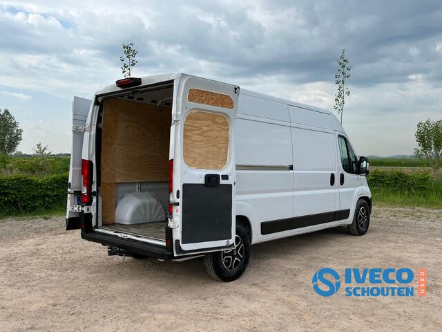 Fiat DUCATO 35 2.2 MultiJet L3H2 | 180pk | trekhaak | AUR-Cam | Automatic |
