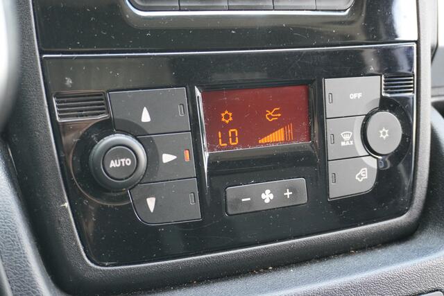 Fiat DUCATO 2.3 MultiJet 130PK L2H2 Automaat EURO 6 - Airco - Navi - Cruise - 2x Schuifdeur - ¤ 18.900,- Excl.