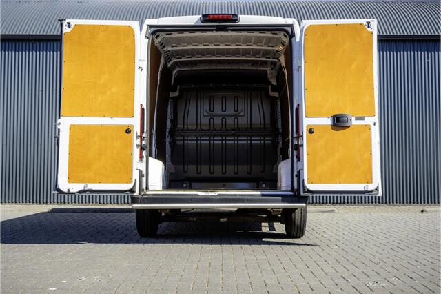 Fiat DUCATO **2.2 MultiJet | L2H2 | 3T Trekgewicht | 10'' Display | Camera | Navi | Climate | Cruise | PDC | Euro 6**