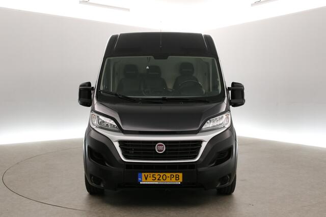 Fiat DUCATO 33 2.3 MultiJet L3H2 Airco Camera Cruise Navigatie 3 Persoons Elektrpakket Trekhaak