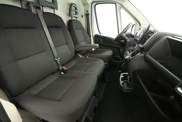 Fiat DUCATO 35H 2.2 MultiJet L3H2 | 140PK | Automaat | Airco | Camera | Cruise | 3-Zits | Navigatie