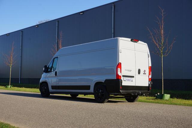 Fiat DUCATO 35H 2.3 MultiJet L3H2 in Topstaat |Automaat |EURO6 |160 pk |3500 KG |Grijs |Camera |Cruise |Navi |Clima |Trekhaak |Dode-hoek sensoren