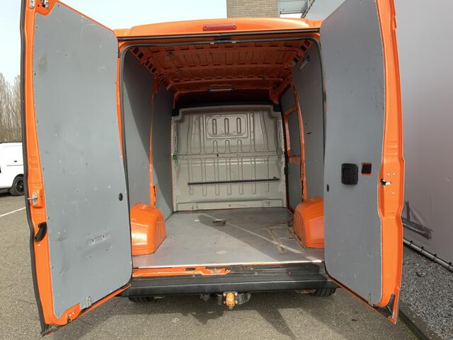 Fiat DUCATO 33 2.3 MultiJet L2H2 Airco 3 Ztis Trekhaak 2500 kg Euro 6