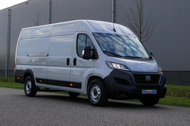 Fiat DUCATO 35H 2.2 MultiJet L4H2 180 pk |in topstaat |1e eigenaar |Grijs |Cruise |Climate control |Carplay |Trekhaak |Parkeersensoren |3500 KG |Mooie camperbasis