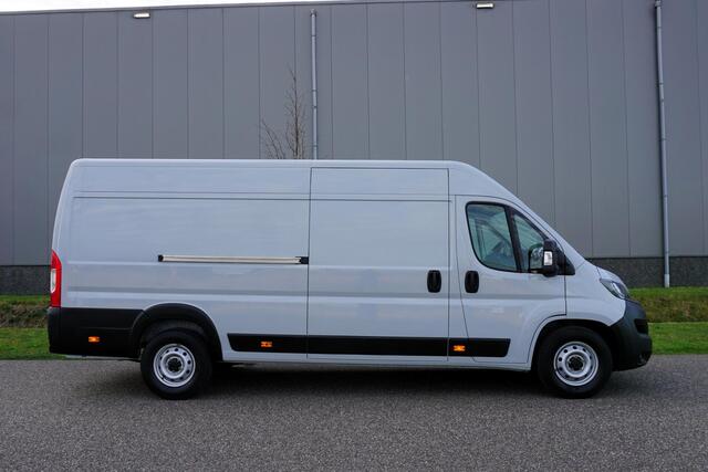 Fiat DUCATO 35H 2.2 MultiJet L4H2 180 pk |in topstaat |1e eigenaar |Grijs |Cruise |Climate control |Carplay |Trekhaak |Parkeersensoren |3500 KG |Mooie camperbasis