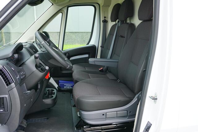 Fiat DUCATO 35 2.2 MultiJet L3H2 140 pk |Camera |Cruise |Navi |Climate control |BPM vrij voor ondernemers! |Nieuwstaat |3500 KG |EURO6