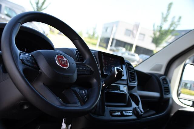 Fiat DUCATO 35 2.2 MultiJet L2H2 PB Edition Camera, Cruise, Carplay, 180pk, LED, Automaat, Trekhaak, Clima, Standkachel, multimedia, Uniek!