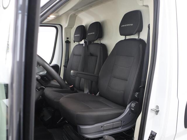 Fiat DUCATO 35 | 140 PK | 2.2 MultiJet | L3 H2 | Schuifdeur Links | Airco | Trekhaak | Parkeercamera |