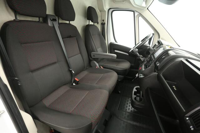 Fiat DUCATO 2.2 MultiJet L3H2 | Airco | Cruise | Camera | Carplay | 3 Zits | Navi | LED