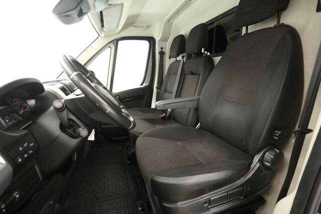 Fiat DUCATO Peugeot Boxer 2.2 BlueHDi 165PK L2H1 | Airco | Cruise | Camera | 3 Zits | Trekhaak | Carplay