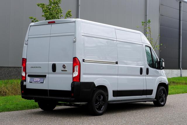 Fiat DUCATO 35 2.2 MultiJet L2H2 140 pk |1e eigenaar |Topstaat |Expeditie Grijs |Carplay |Android auto |Cruise |Climate control |Parkeersensoren |Betimmering