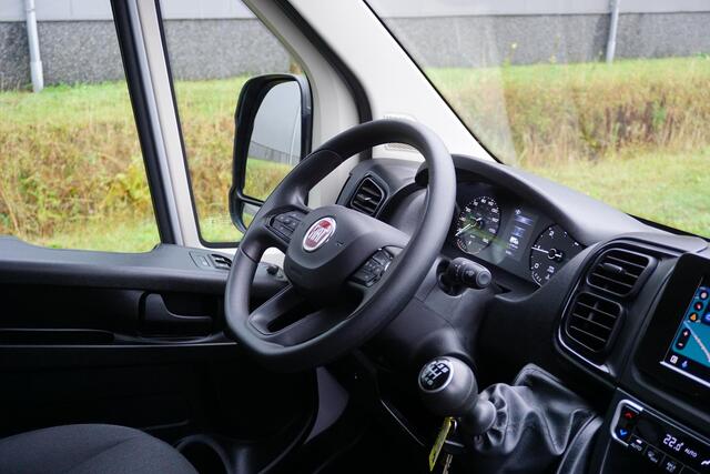 Fiat DUCATO 35 2.2 MultiJet L2H2 140 pk |1e eigenaar |Topstaat |Expeditie Grijs |Carplay |Android auto |Cruise |Climate control |Parkeersensoren |Betimmering