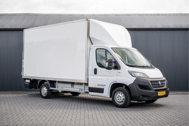 Fiat DUCATO 2,3 140PK | Bakwagen met laadklep | 3-Zits | LED | Cruise | Airco