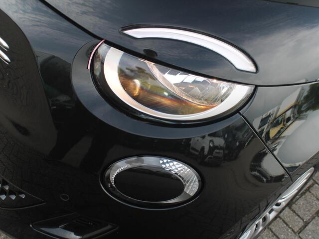 Fiat E-500 42 kWh | Uit voorraad leverbaar | Camera | Keyless | PDC | BSM | Clima | Cruise | Apple Carplay | ¤ 2.000,- Subsidie