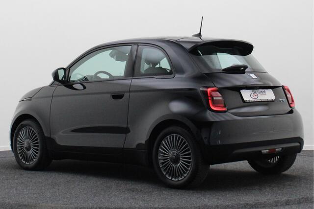 Fiat E-500 Icon 42 kWh Climate, Camera, Cruise, Apple Carplay, Verwarmde Stoelen, DAB, PDC, 16''