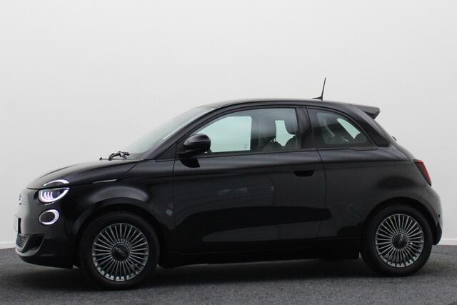 Fiat E-500 Icon 42 kWh Climate, Camera, Cruise, Apple Carplay, Verwarmde Stoelen, DAB, PDC, 16''