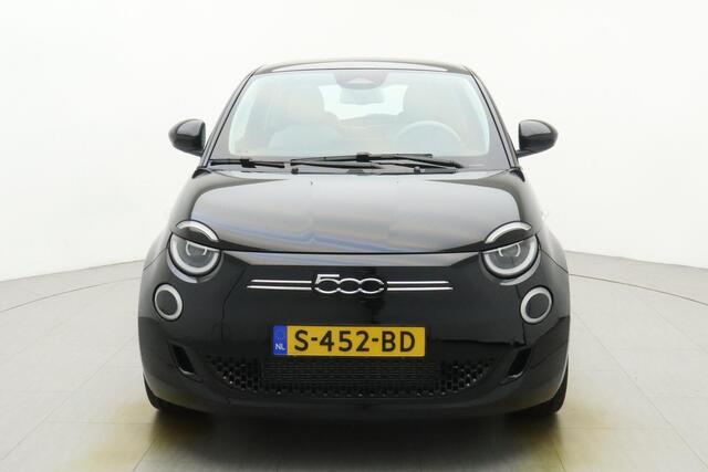 Fiat E-500 La Prima 42 kWh | DEMO | 100% elektrisch | Panoramadak | Technology Pack | Snel leverbaar