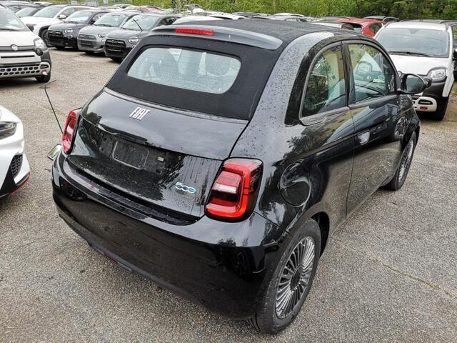 Fiat E-500 Cabrio Icon 42 kWh | Camera | Keyless |