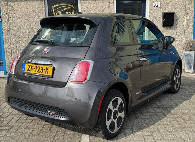 Fiat E-500 24kwh 4 NIEUWE BANDEN CLIMA STOELVERWARMING
