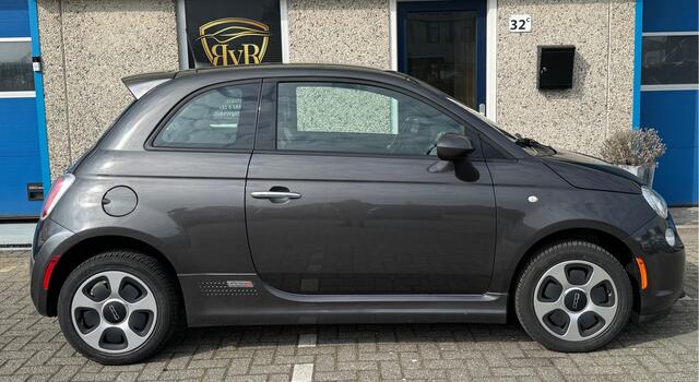Fiat E-500 24kwh 4 NIEUWE BANDEN CLIMA STOELVERWARMING