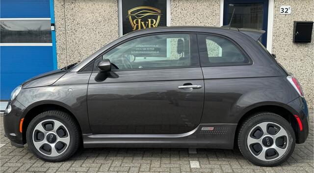Fiat E-500 24kwh 4 NIEUWE BANDEN CLIMA STOELVERWARMING