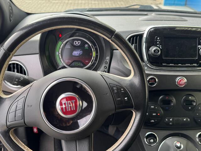 Fiat E-500 24kwh 4 NIEUWE BANDEN CLIMA STOELVERWARMING