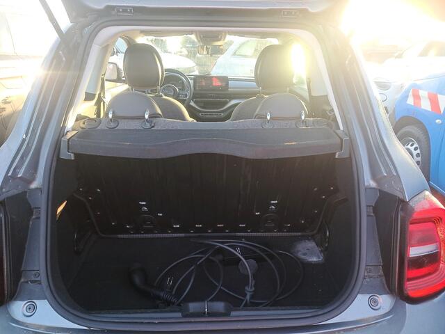 Fiat E-500 Icon 3+1 42 kWh | LM Velgen | Navigatie |