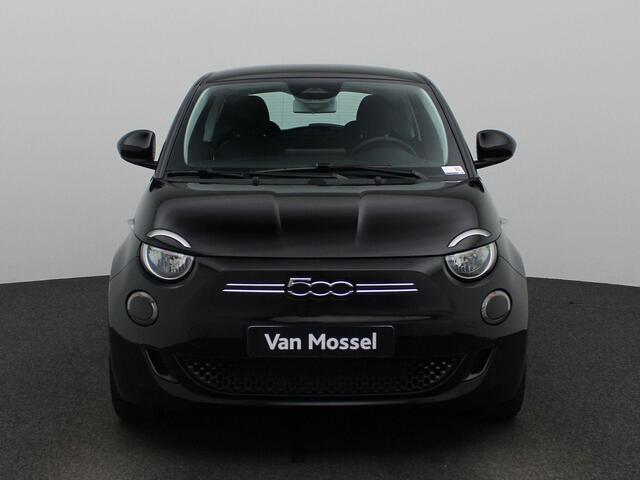 Fiat E-500 3+1 Icon 42 kWh | Navigatie | Apple & Android Carplay | Climate Control | LED verlichting | Automatische Verlichting & Regensensoren | Parkeersensoren & Camera | Lichtmetalen Velgen |