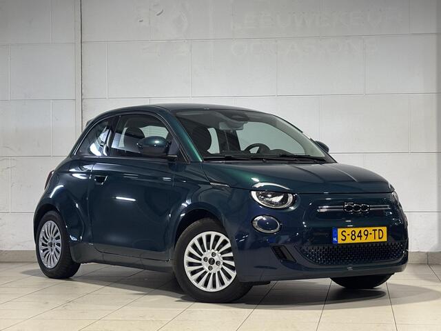 Fiat E-500 Urban 42kWh EV 118pk AUTOMAAT | PARELMOERLAK! | CAMERA | STOELVERW. | KEYLESS ENTRY | APPLE CARPLAY/ANDROID AUTO | DODEHOEKBEW.