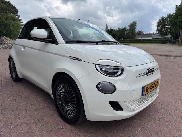 Fiat E-500 3+1 ICON 42KWH 118PK VIRTDASH/NAV/ACARPLAY