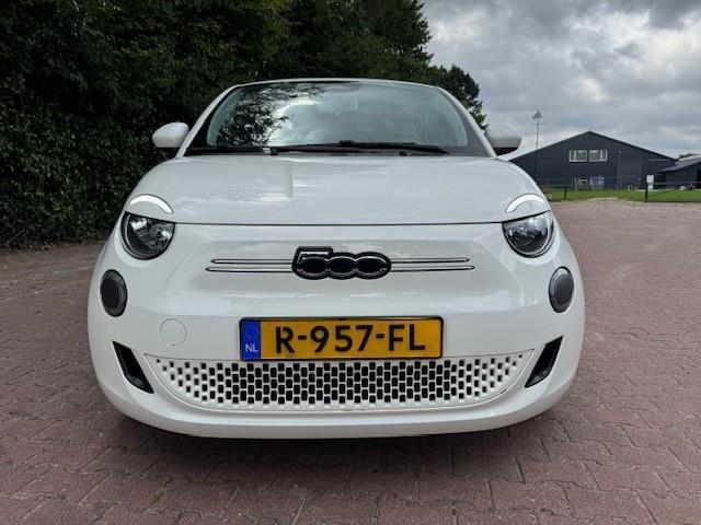 Fiat E-500 3+1 ICON 42KWH 118PK VIRTDASH/NAV/ACARPLAY