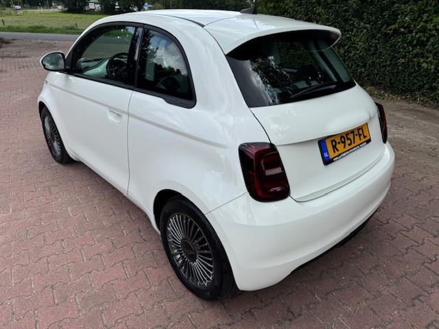 Fiat E-500 3+1 ICON 42KWH 118PK VIRTDASH/NAV/ACARPLAY