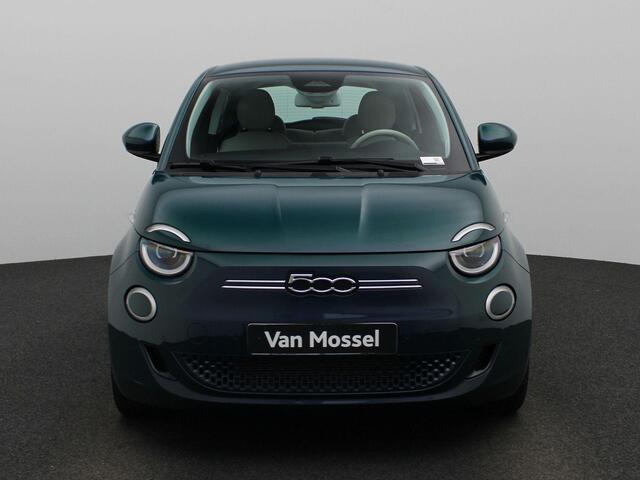 Fiat E-500 3+1 La Prima 42 kWh Leder | Navigatie | LM velgen