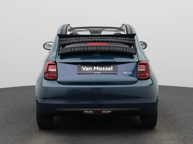 Fiat E-500 C La Prima 42 kWh | AppleCarplay & Android Auto | Canvas Schuifdak | Lichtmetalen Velgen | Climate Control | Navigatie |