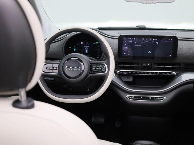 Fiat E-500 C La Prima 42 kWh | AppleCarplay & Android Auto | Canvas Schuifdak | Lichtmetalen Velgen | Climate Control | Navigatie |