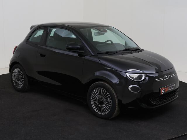 Fiat E-500 42 kWh Icon Clima Navi Géén Afleverkosten