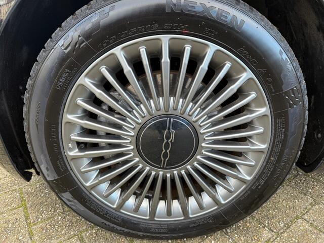 Fiat E-500 ICON 42 KWH CARPLAY CRUISE NAVI PDC LMV LED